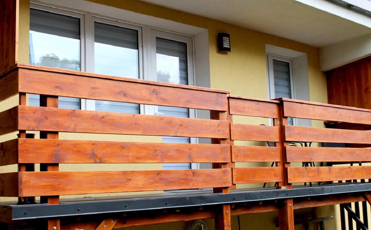 Apartament Perelka Przy Krupowkach Закопане Экстерьер фото